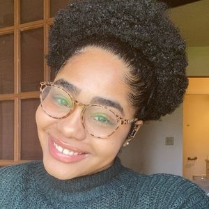 Meet your Posher, Jazmin